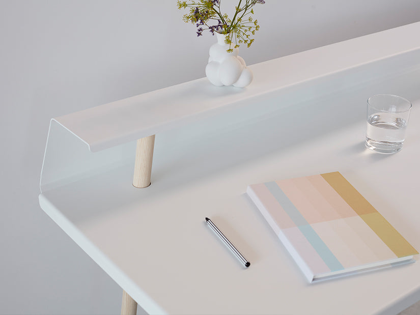 DoUBLE DeSK