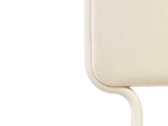 HEiGHT WiDTH CHAiR
